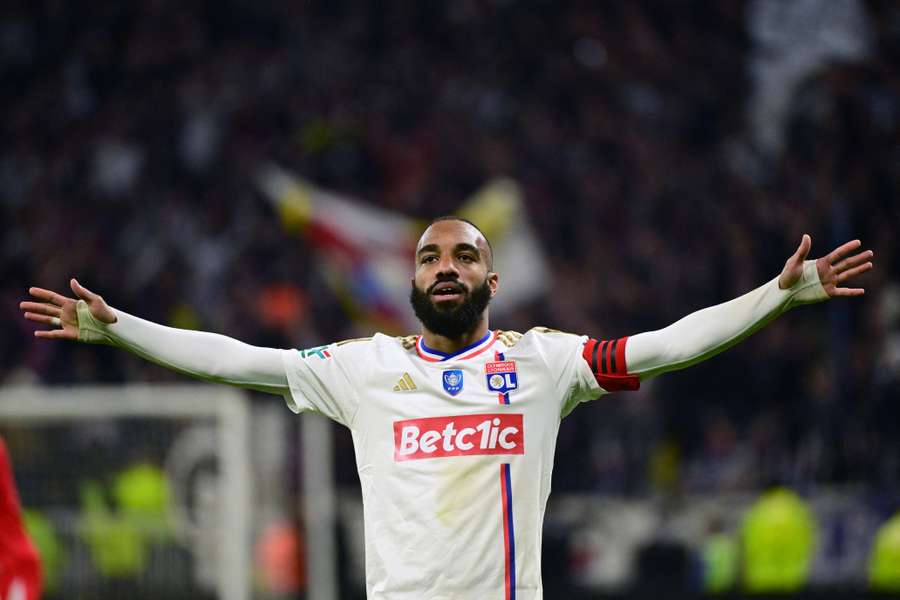 Alexandre Lacazette celebrates his second in front of the home faithful