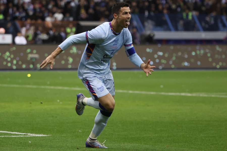 Ronaldo slaví jeden ze svých dvou gólů. Ronaldo slaví jeden ze svých dvou gólů.