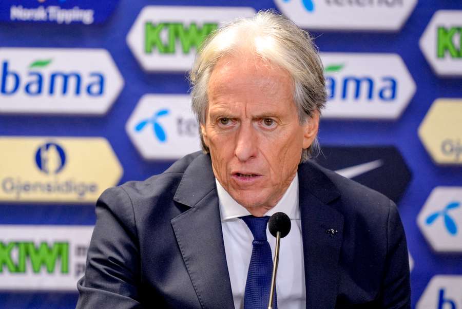 Jorge Jesus conta com boa opção para assumir a camisa 10 portuguesa Jorge Jesus conta com boa opção para assumir a camisa 10 portuguesa