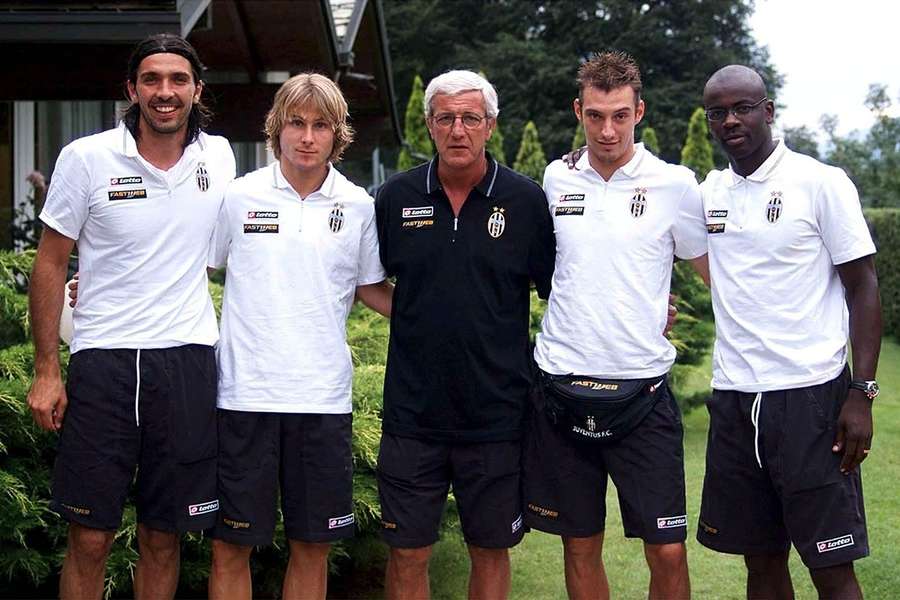 Marcelo Lippi com Buffon, Nedved, Zenoni e Thuram