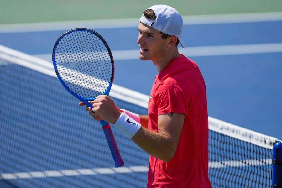 Jednadvacetiletý Draper a o rok starší Arnaldi na US Open poprvé prošli do osmifinále grandslamu.