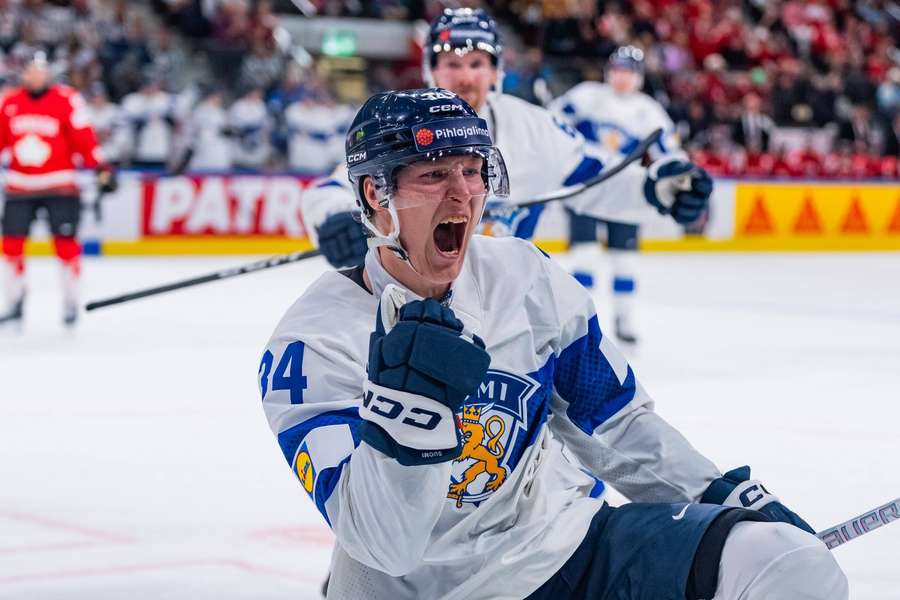Aatu Raty celebrates his goal for Finland