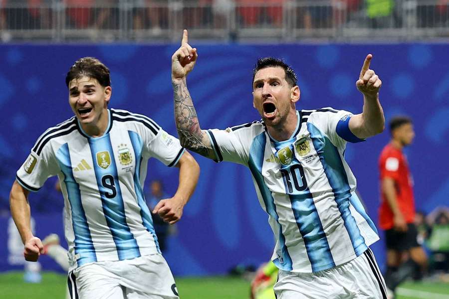 Nach 0:2-Rückstand: Messis Argentinier gelingt emotionales Comeback gegen Ägypten Nach 0:2-Rückstand: Messis Argentinier gelingt emotionales Comeback gegen Ägypten