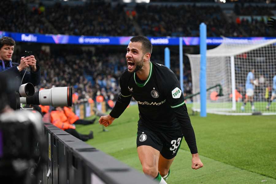 Dávid Hancko completou a recuperação do Feyenoord com o Manchester City