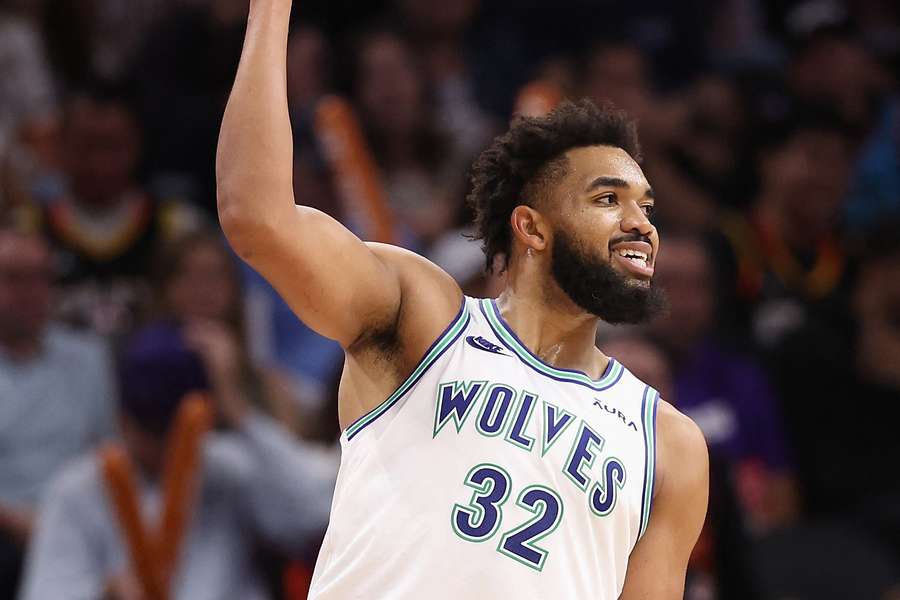 Karl-Anthony Towns har tre gange tidligere i karrieren været All-Star i NBA. Hele sin karriere har han spillet hos Minnesota Timberwolves.