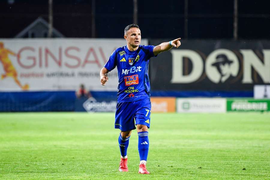 Adnan Aganovic Adnan Aganovic