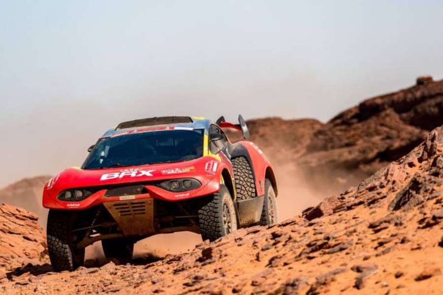 Sebastian Loeb już bez szans na triumf w klasyfikacji generalnej Rajdu Dakar
