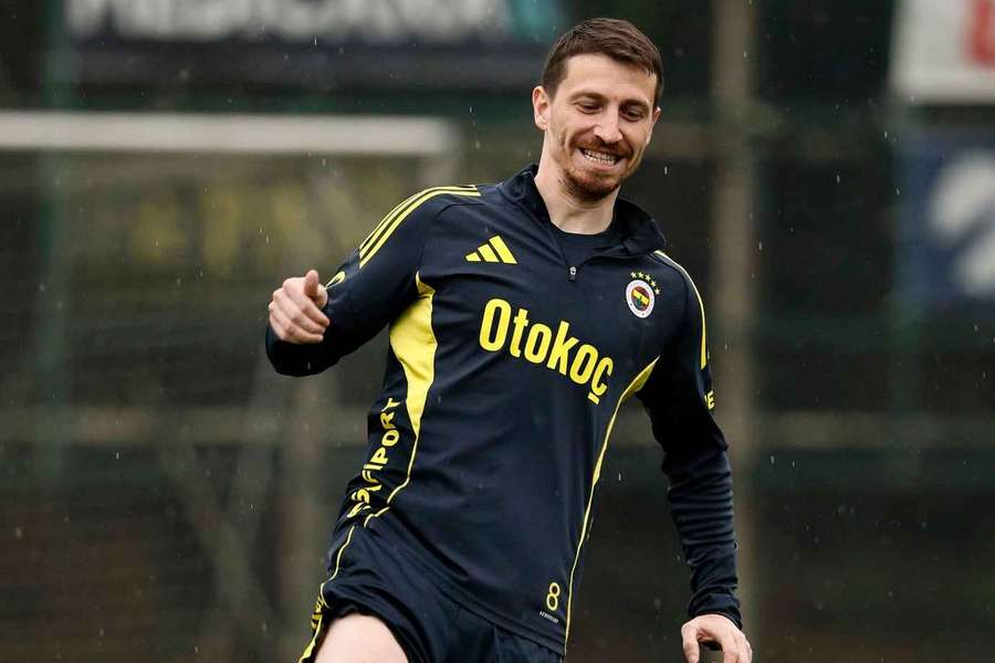 Yandas no treino do Fenerbahçe