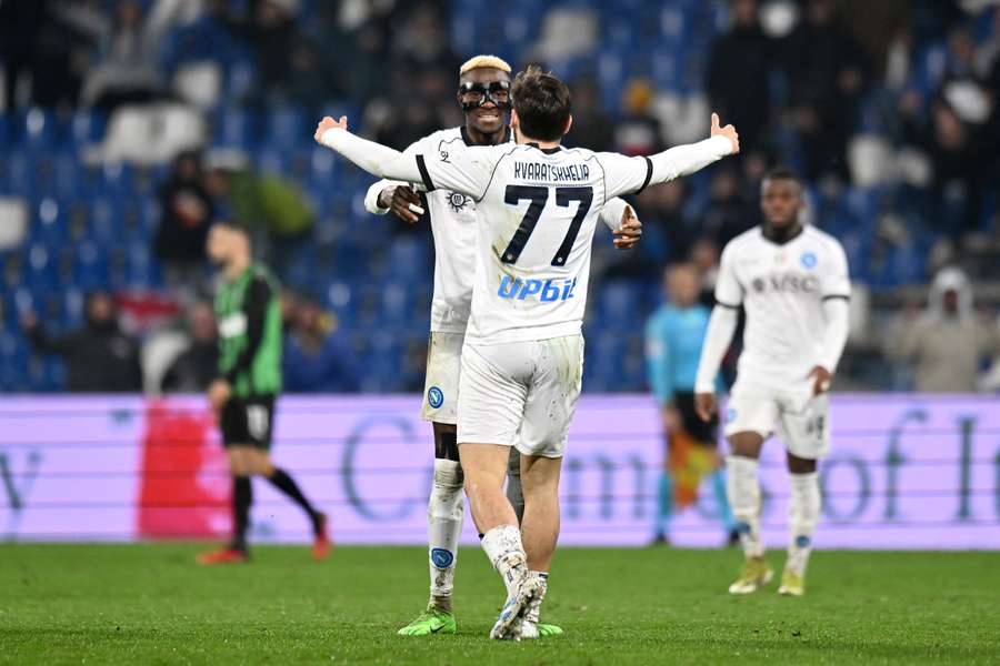 Napoli a învins cu 6-1 pe terenul lui Sassuolo