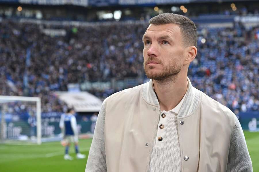 Dzeko ist auf Schalke vorerst nur Zuseher