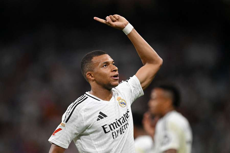 Kylian Mbappé est en tête du classement des 25 meilleurs joueurs d'EA Sports FC.