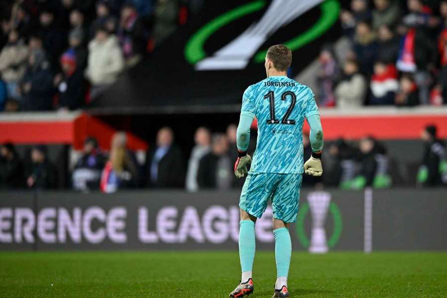 Filip Jörgensen in azione con la maglia del Chelsea