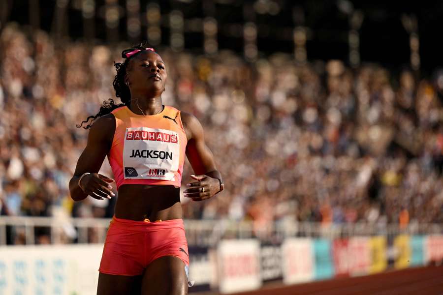 Shericka Jackson rent alleen de 200 meter