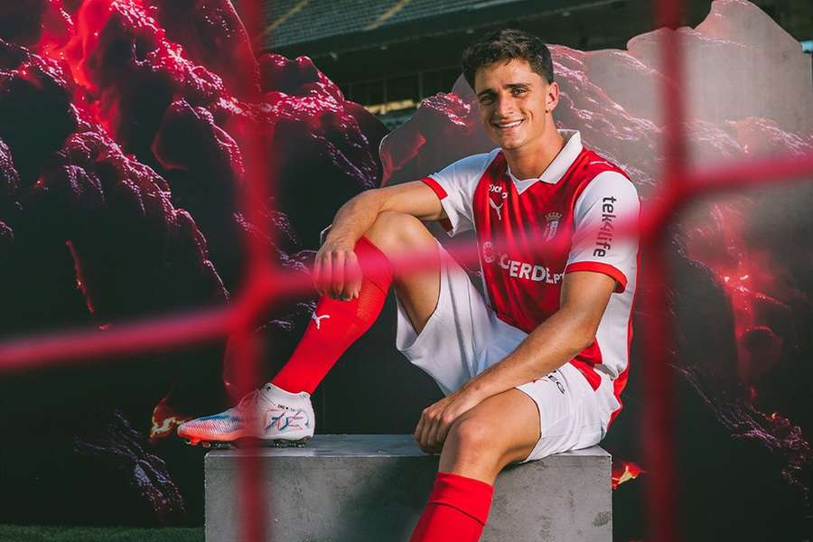 Pau Victor é a aposta ofensiva do SC Braga