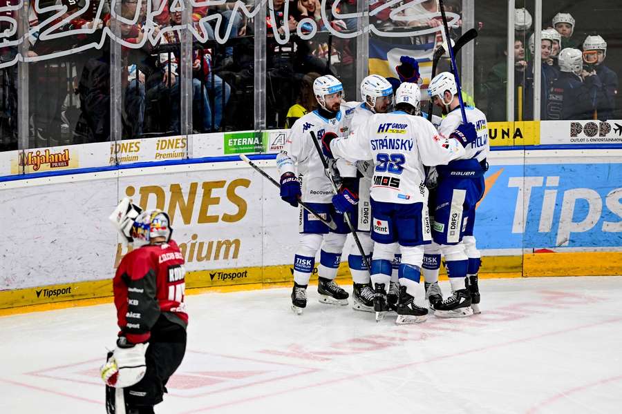 Kometa na Spartě vyhrála 4:3 v prodloužení.