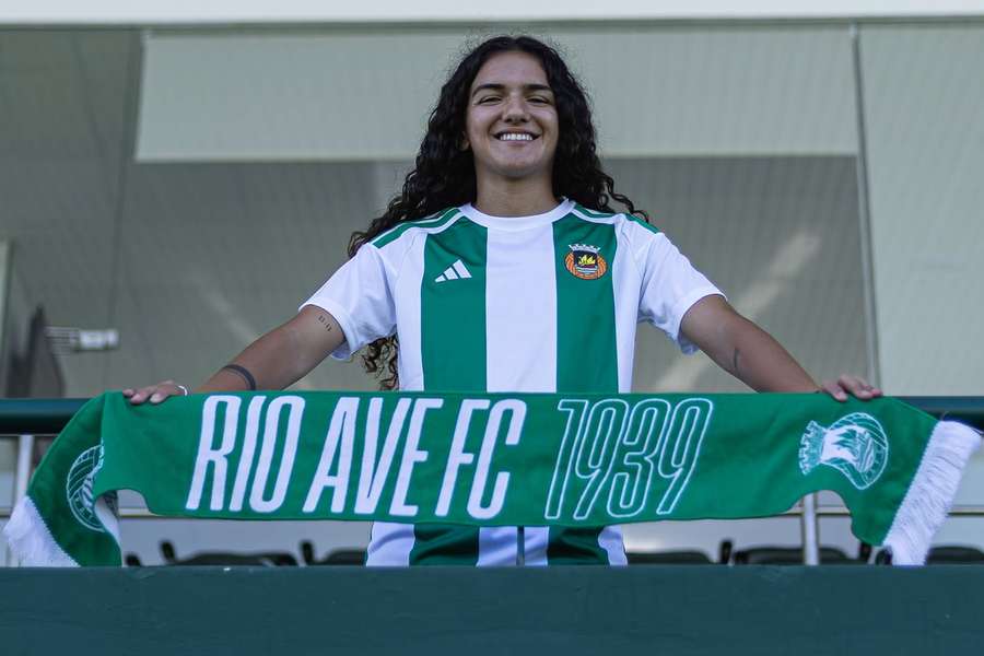 Filipa Ribeiro assinou em definitivo com o Rio Ave