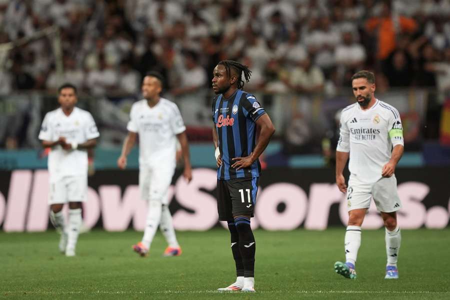 Lookman perdeu a Supertaça com a Atalanta contra o Real Madrid