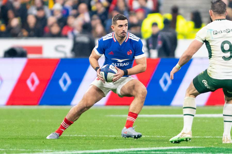 Thomas Ramos et les Bleus à la relance. Thomas Ramos et les Bleus à la relance.
