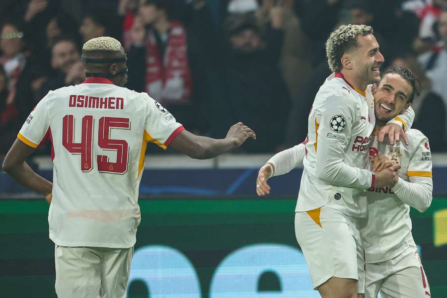 Lille y croit, avant de s’effondrer face à Galatasaray en Ligue des champions Lille y croit, avant de s’effondrer face à Galatasaray en Ligue des champions