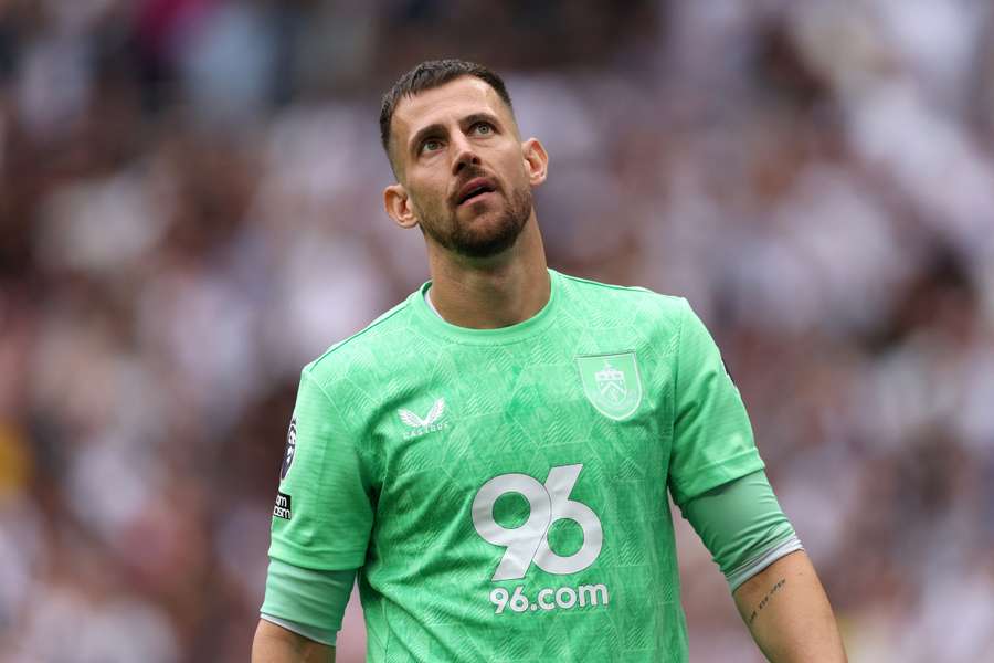 Dúbravka první obětí nového pravidla Premier League. 