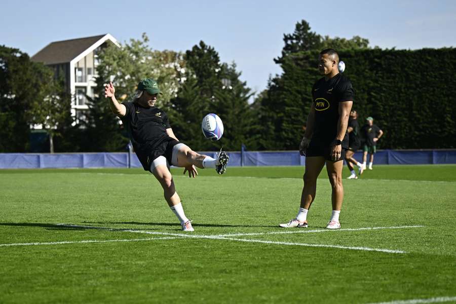 Treino de pés para Faf de Klerk