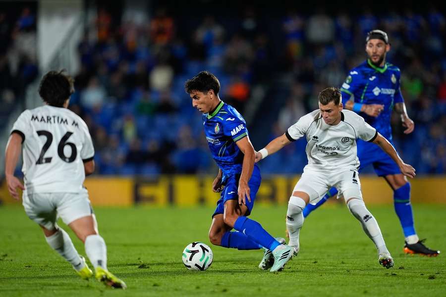 Getafe pierde categoric pe propriul teren în fața elvețienilor de la Lugano, în etapa #2 din Conference League Getafe pierde categoric pe propriul teren în fața elvețienilor de la Lugano, în etapa #2 din Conference League
