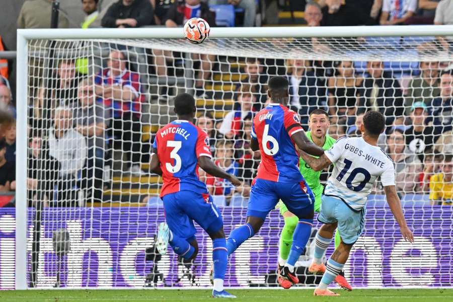 Morgan Gibbs-White hits the post for Nottingham Forest in an end-to-end match at Crystal Palace