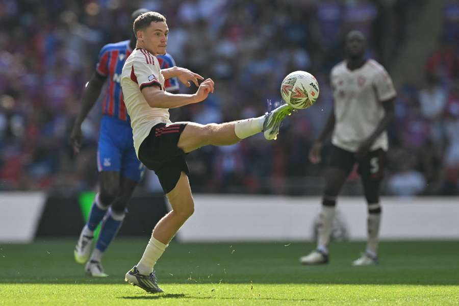 Florian Wirtz bewies gegen Crystal Palace immer wieder seine Ballkontrolle.