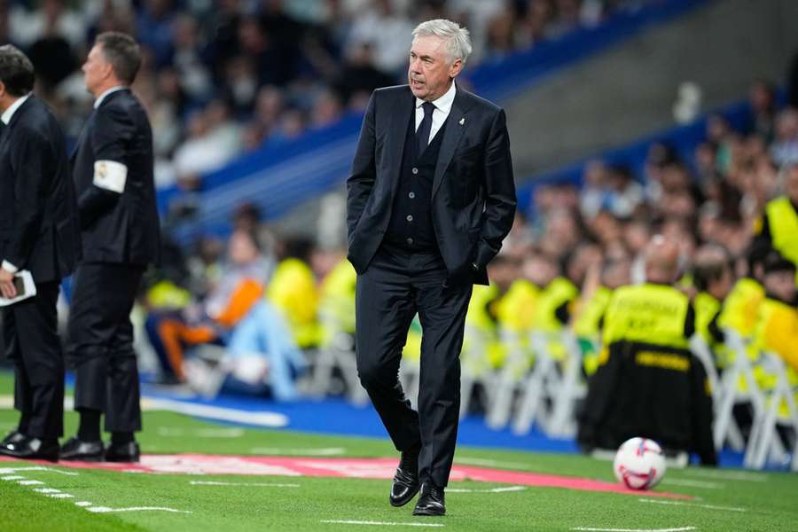 Carlo Ancelotti, durante o Real Madrid-Alavés