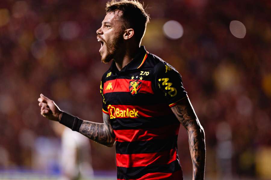 O Sport conseguiu uma vitória crucial na briga pelo acesso O Sport conseguiu uma vitória crucial na briga pelo acesso