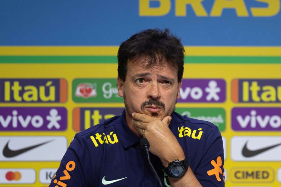 Diniz não é mais técnico da Seleção