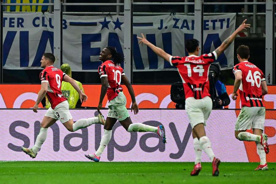 Milan vai estar na final da Taça de Itália
