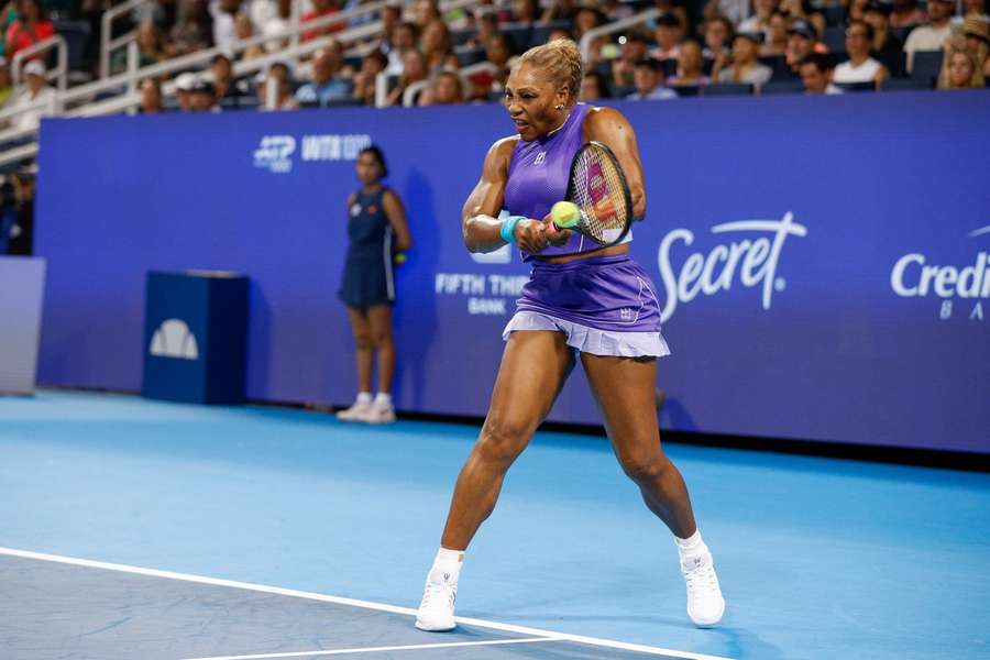 Serena Williamsová nastoupí na US Open po boku Carlose Alcaraze.