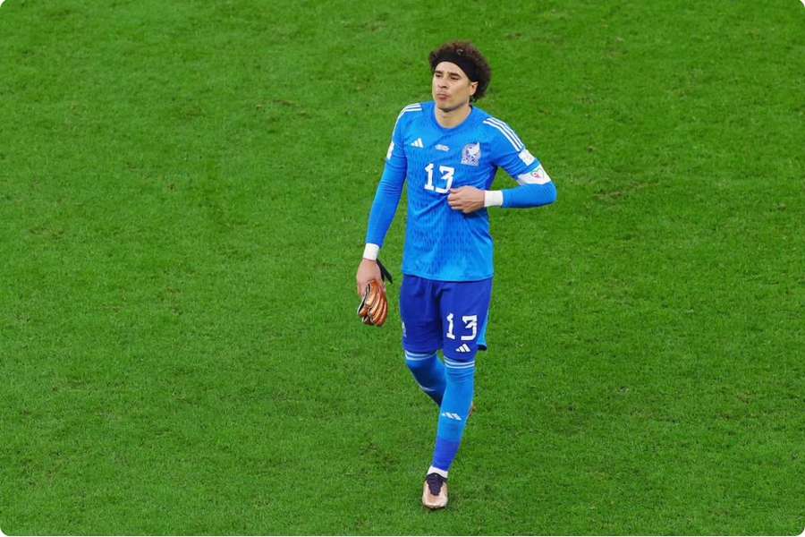 Mexicanul Ochoa se alătură Salernitanei în Serie A