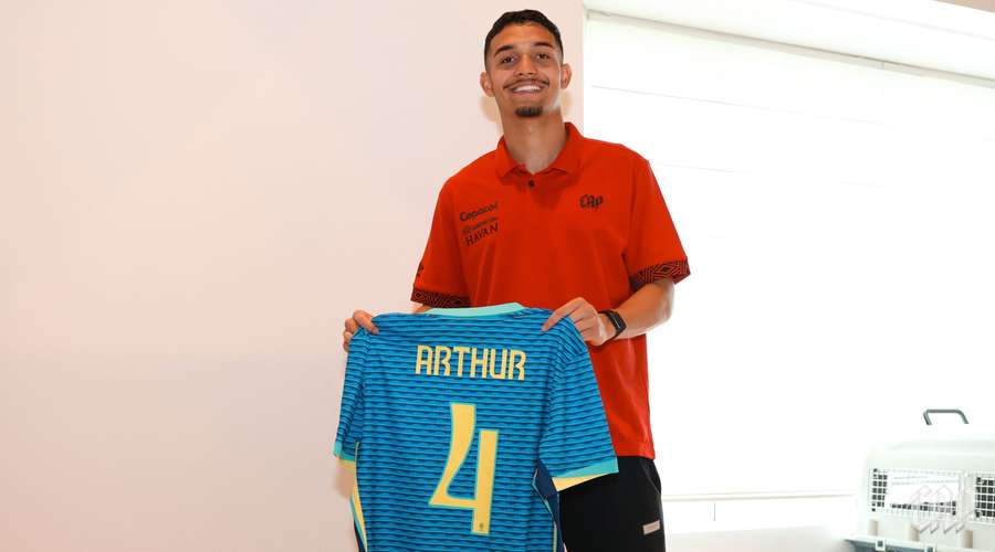 Arthur Dias é destaque do Athletico-PR Arthur Dias é destaque do Athletico-PR
