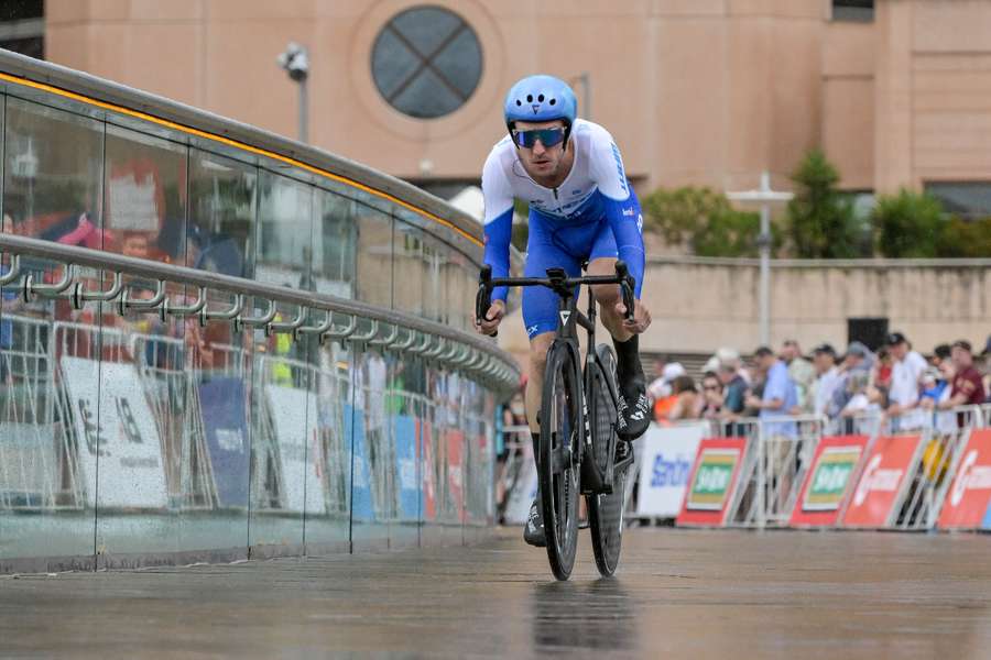 Yates claims his first win in Australia