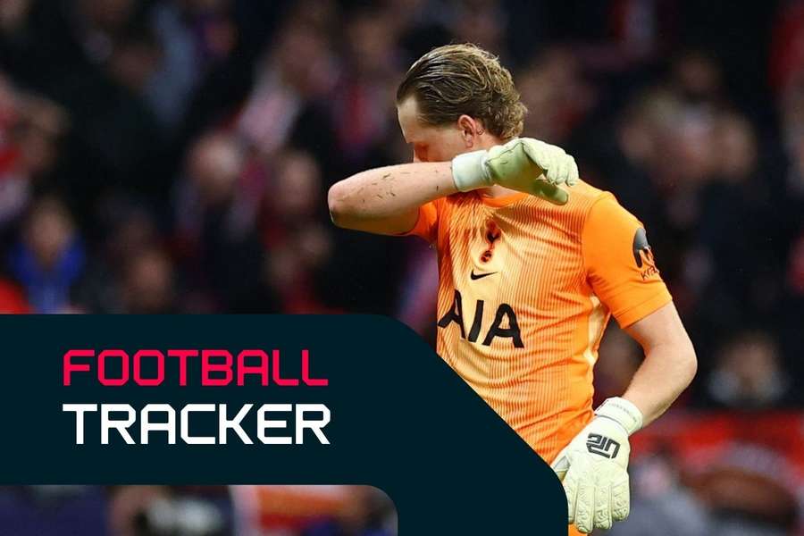 Antonin Kinsky made two errors that led to goals before being hooked off in the 16th minute