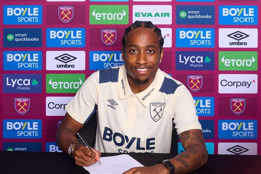 DONE DEAL: West Ham complete Walker-Peters signing DONE DEAL: West Ham complete Walker-Peters signing