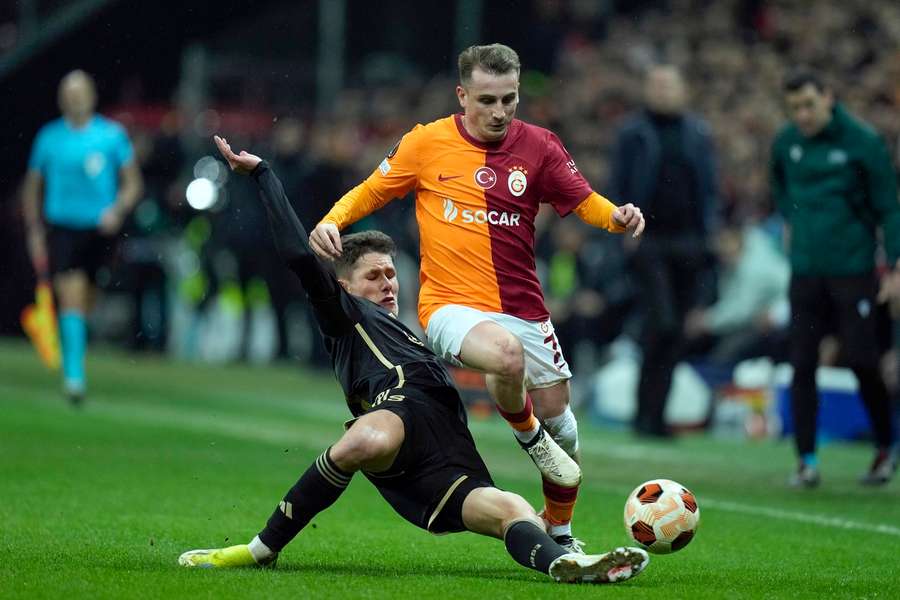 Vitík v utkání proti Galatasarayi.