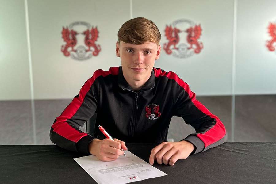 DONE DEAL: Leyton Orient snap up Man Utd prospect Moorhouse