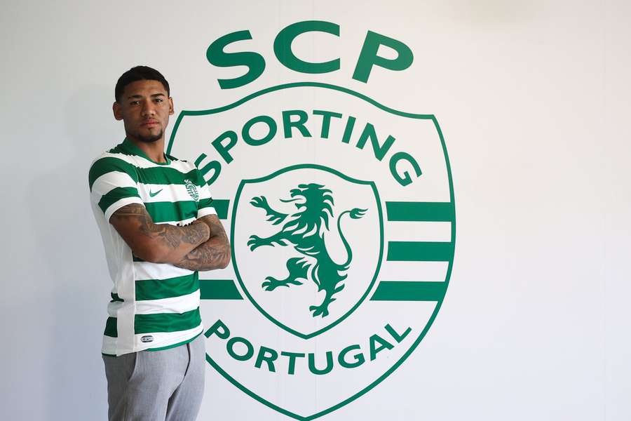 Rayan Lucas vem do Flamengo para para a equipa B do Sporting