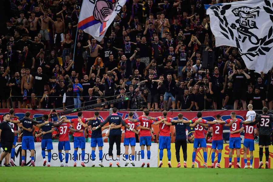 FCSB a anunțat prețurile pachetelor pentru meciurile din Europa League FCSB a anunțat prețurile pachetelor pentru meciurile din Europa League