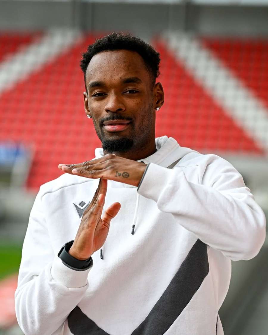 Soares je späť v Trenčíne.