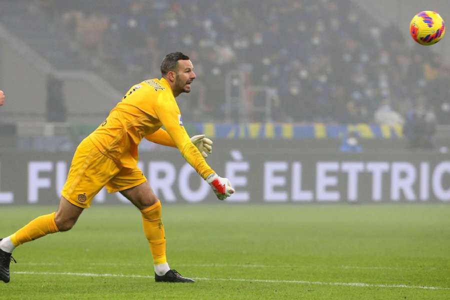 Samir Handanovic tijdens een Serie A-wedstrijd in december 2021