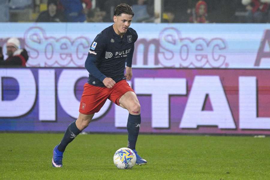 Vitinha cumpre a terceira temporada no Génova Vitinha cumpre a terceira temporada no Génova