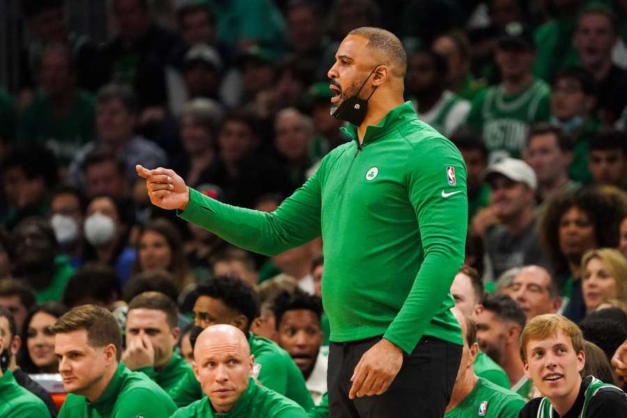 NBA : les Celtics vont suspendre leur coach durant toute la saison