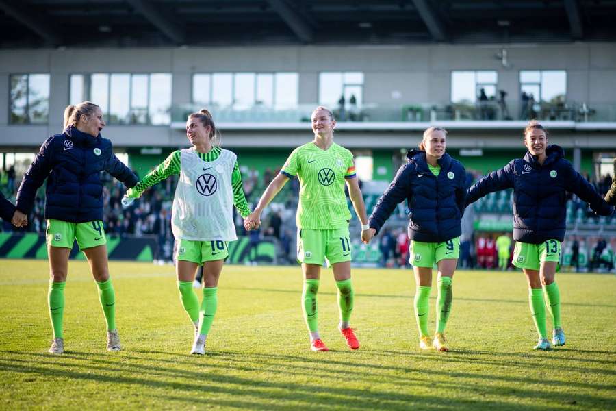 Frauen-Bundesliga: Wolfsburg weiter makellos