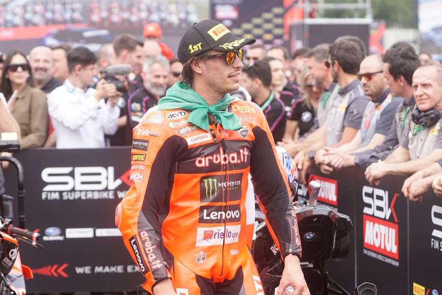 Niccolo Bulega a segunda corrida do fim de semana no Estoril