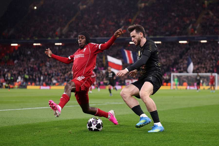 Kvaratskhelia del Paris Saint-Germain durante la partita di ritorno dei quarti di finale di Champions