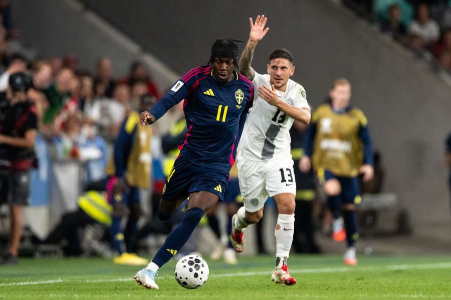 Anthony Elanga and Sweden could not hold onto late lead